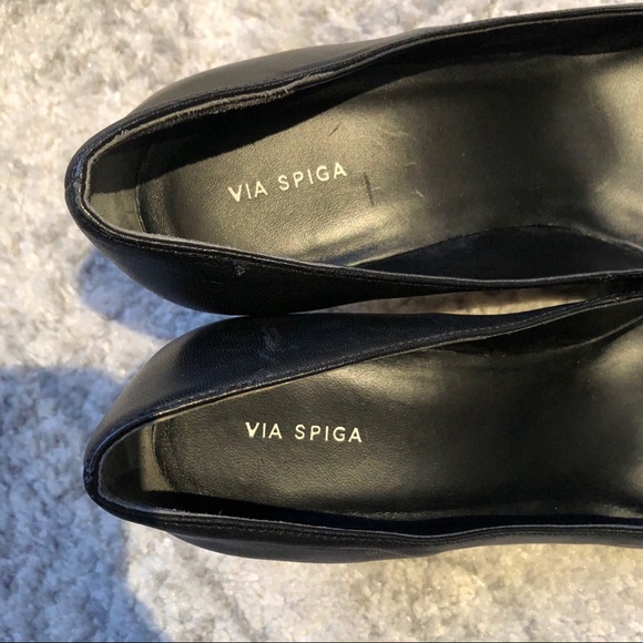 Via Spiga Pointed Toe Kitten Heels - Picture 4 of 7